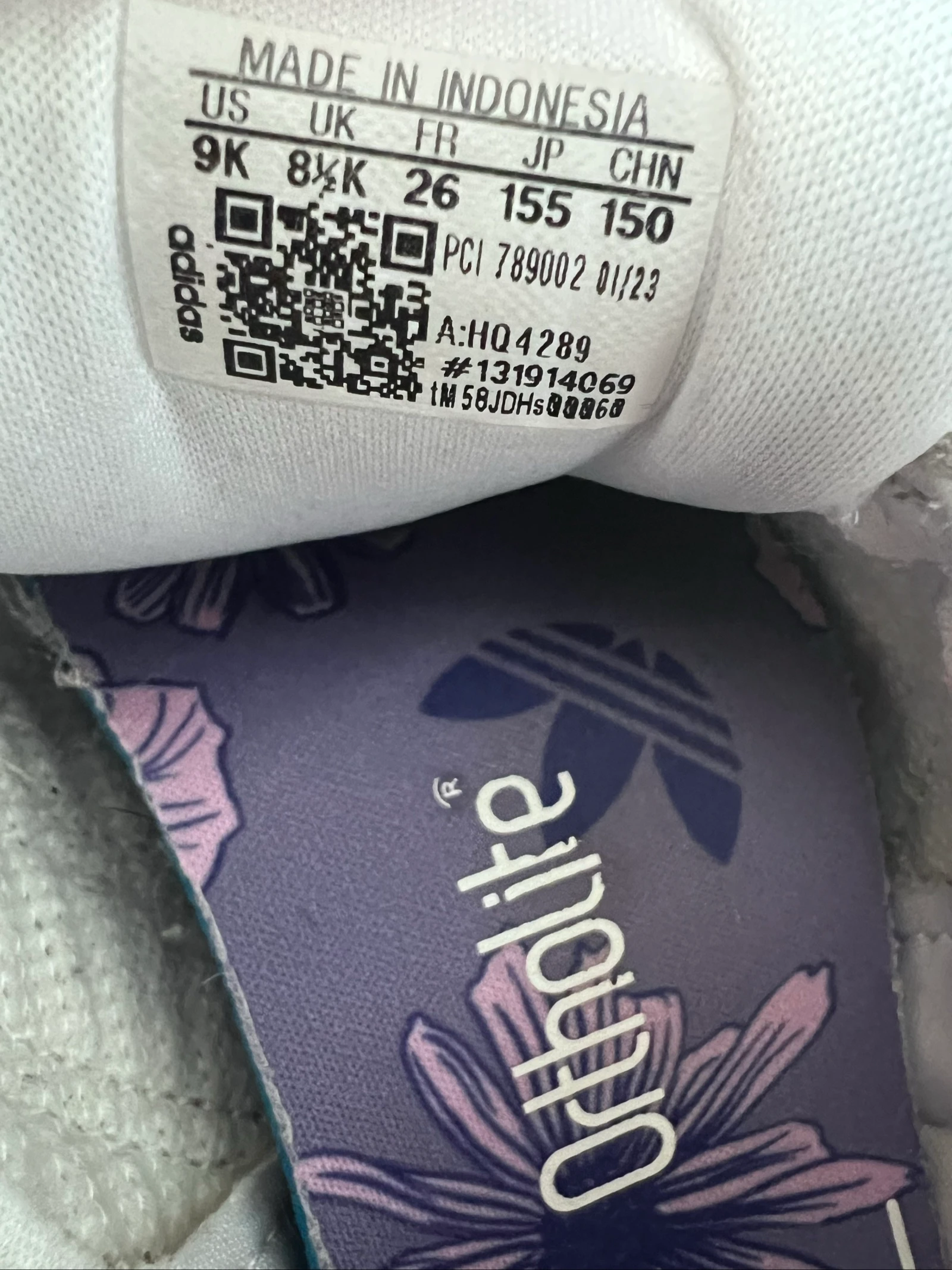 Tênis Adidas Superstar CF I com fechos e estampa de flores roxas - Tamanho 26 – photo 6